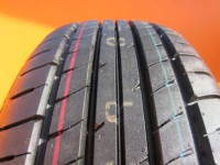 tire_8557_1